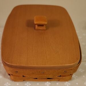 Longaberger Note Pal Basket with Lid